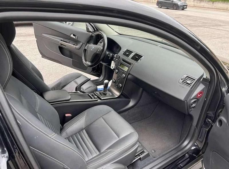 Usata Volvo C30 R-Design 114 CV (83 kW) 2010 Utilitaria