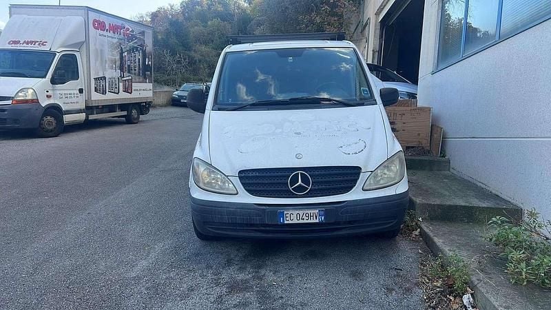 Usata Mercedes Vito 150 CV (110 kW) 2010 Furgone