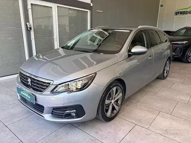 Usata Peugeot 308 SW Allure 131 CV (96 kW) 2019 Grigio Station wagon