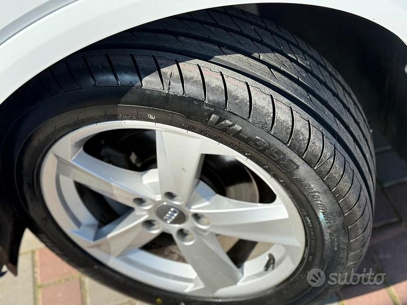 Usata Audi Q2 Business 116 CV (85 kW) 2019 Bianco SUV