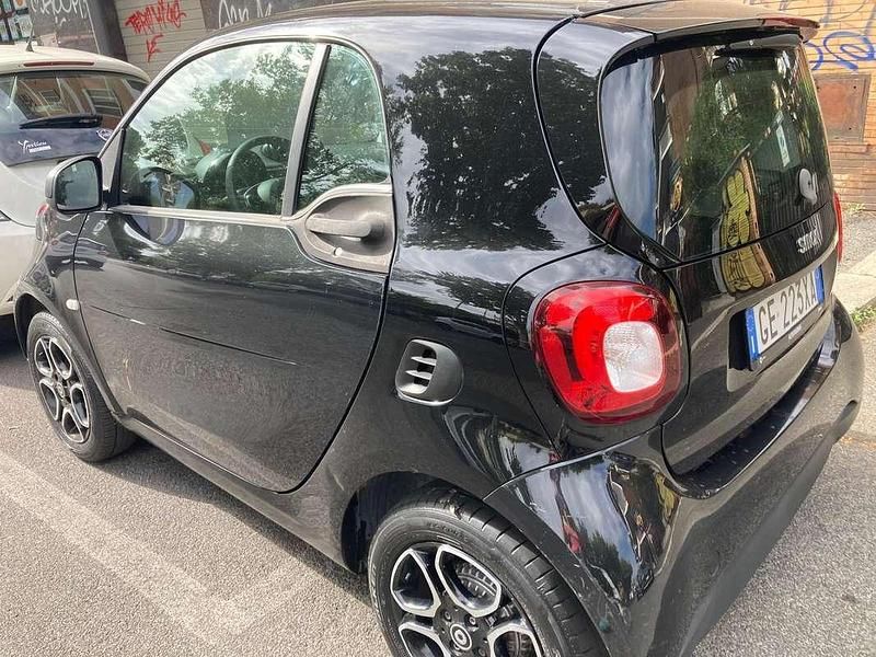 Usata Smart ForTwo Coupé 71 CV (52 kW) 2017 Nero Coupé