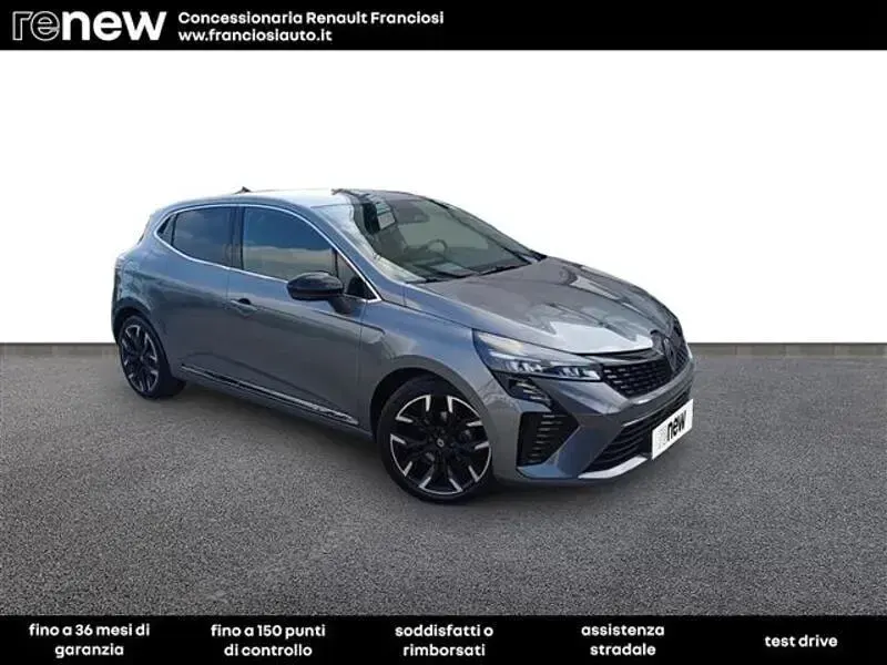 Usata Renault Clio Techno 101 CV (74 kW) 2025 Grigio scuro Utilitaria