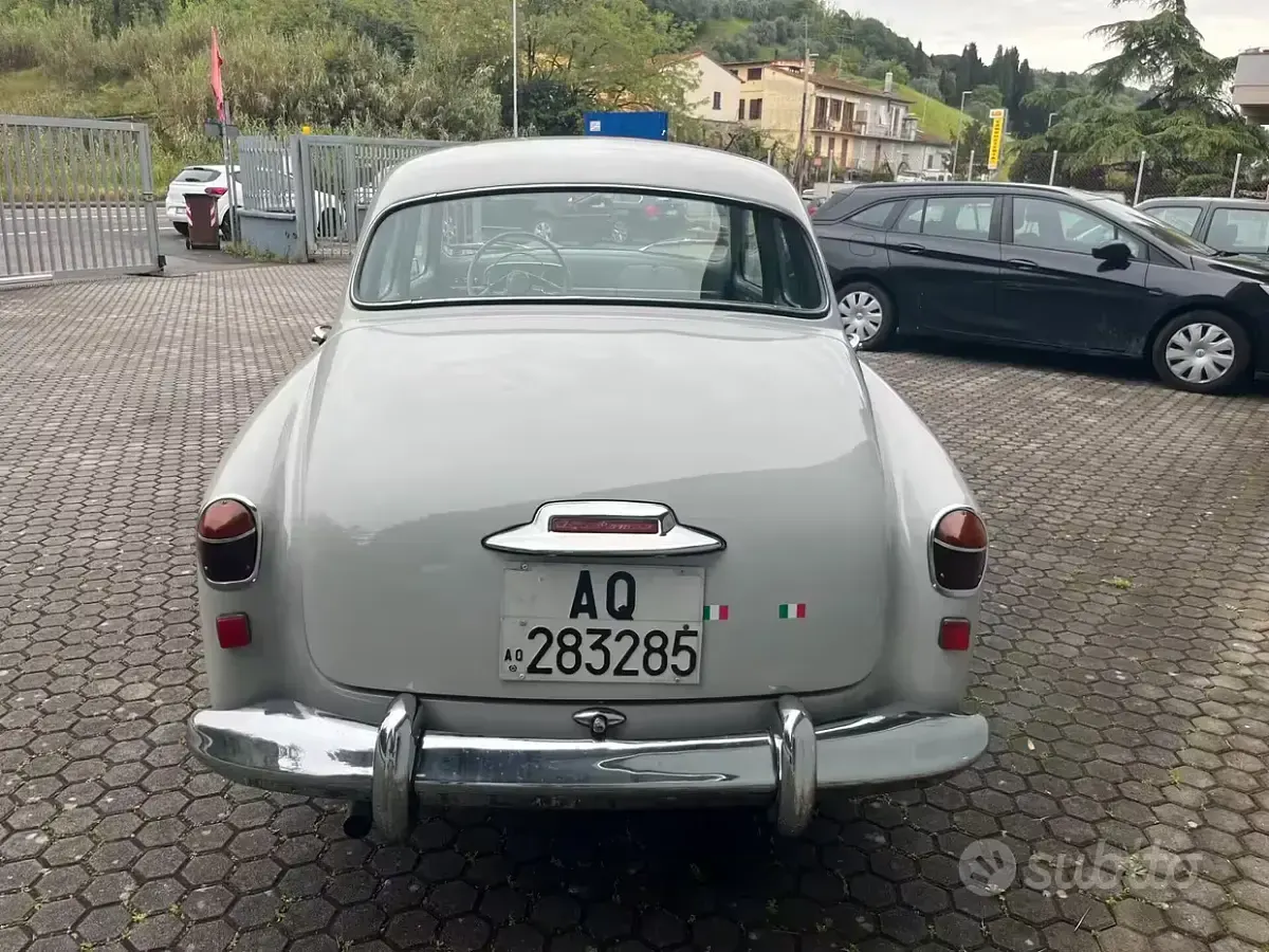 Usata Alfa Romeo 1900 Super 91 CV (66 kW) 1950 Grigio Berlina