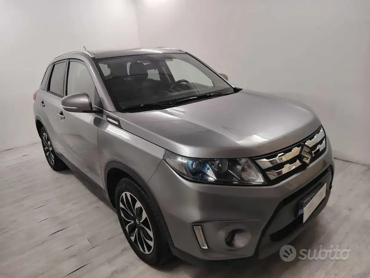 Usata Suzuki Vitara Cool 120 CV (88 kW) 2016 Grigio SUV