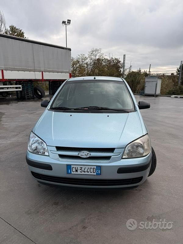 Usata Hyundai Getz 63 CV (46 kW) 2004 Blu Utilitaria