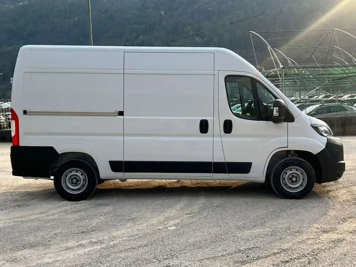 Ny Toyota Proace 120 HK (88 kW) 2025 Vit Minibuss