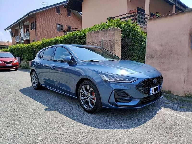 Usata Ford Focus ST-Line X 125 CV (91 kW) 2024 Blu/azzurro Berlina