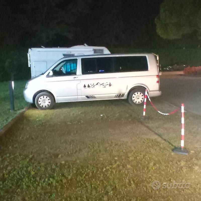 Grigio Usata 2006 VW Caravelle Monovolume | 11.500 € - Immagine 1/4