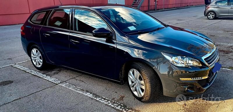 Usata Peugeot 308 Active 2015 Blu Station wagon