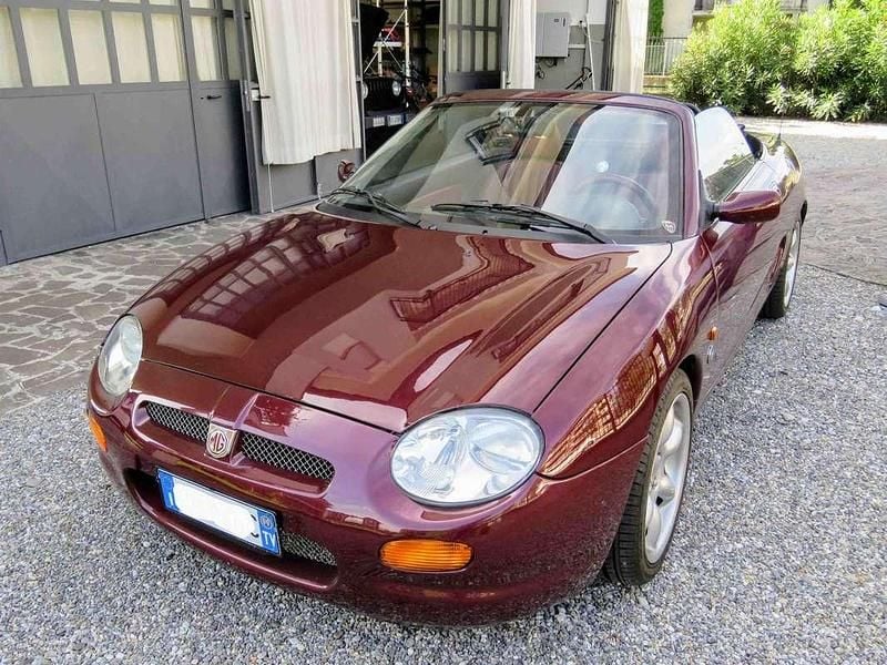 Usata MG F 120 CV (88 kW) 1999 Rosso Cabrio