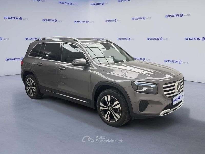Usata Mercedes GLB200 Advanced Plus 163 CV (119 kW) 2024 Gray SUV