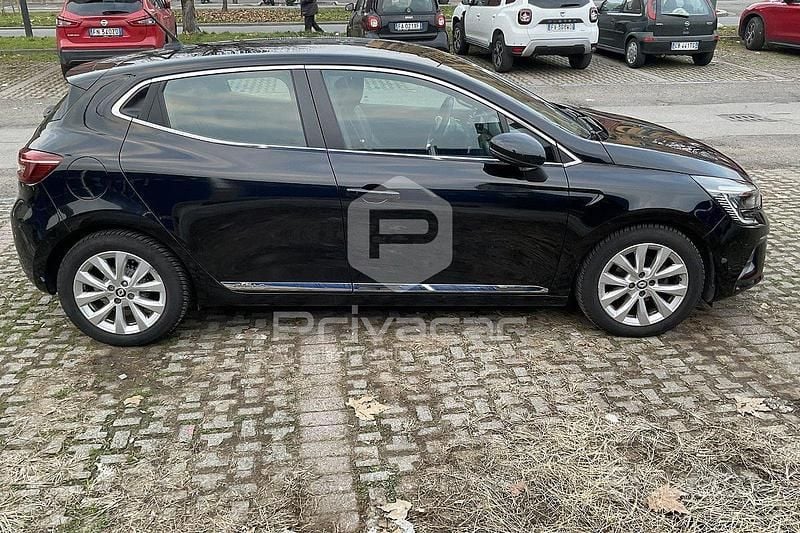 Usata Renault Clio V Intens 101 CV (74 kW) 2022 Nero Utilitaria