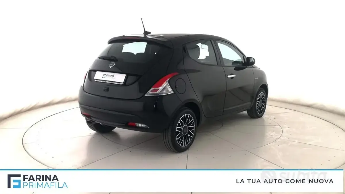 Usata Lancia Ypsilon S 69 CV (50 kW) 2024 Nero Utilitaria