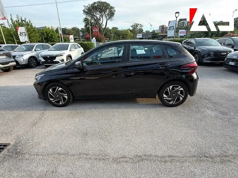 Usata Hyundai i20 84 CV (61 kW) 2023 Nero Utilitaria