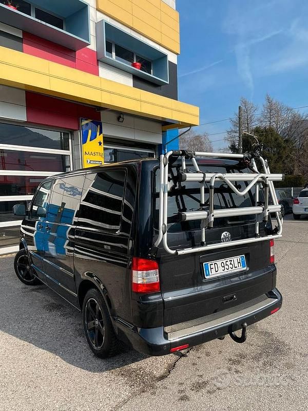 Usata VW Multivan 180 CV (132 kW) 2009 Nero Furgone