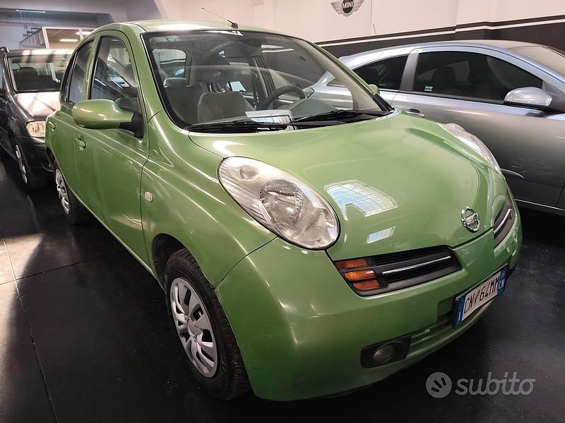 Usata Nissan Micra Acenta 65 CV (47 kW) 2004 Verde Utilitaria
