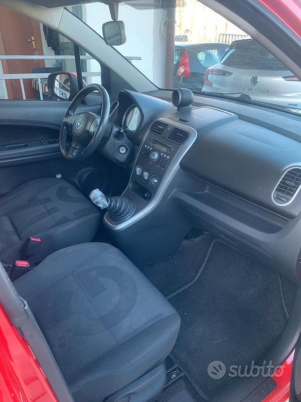 Usata Opel Agila 86 CV (63 kW) 2008 Rosso Utilitaria