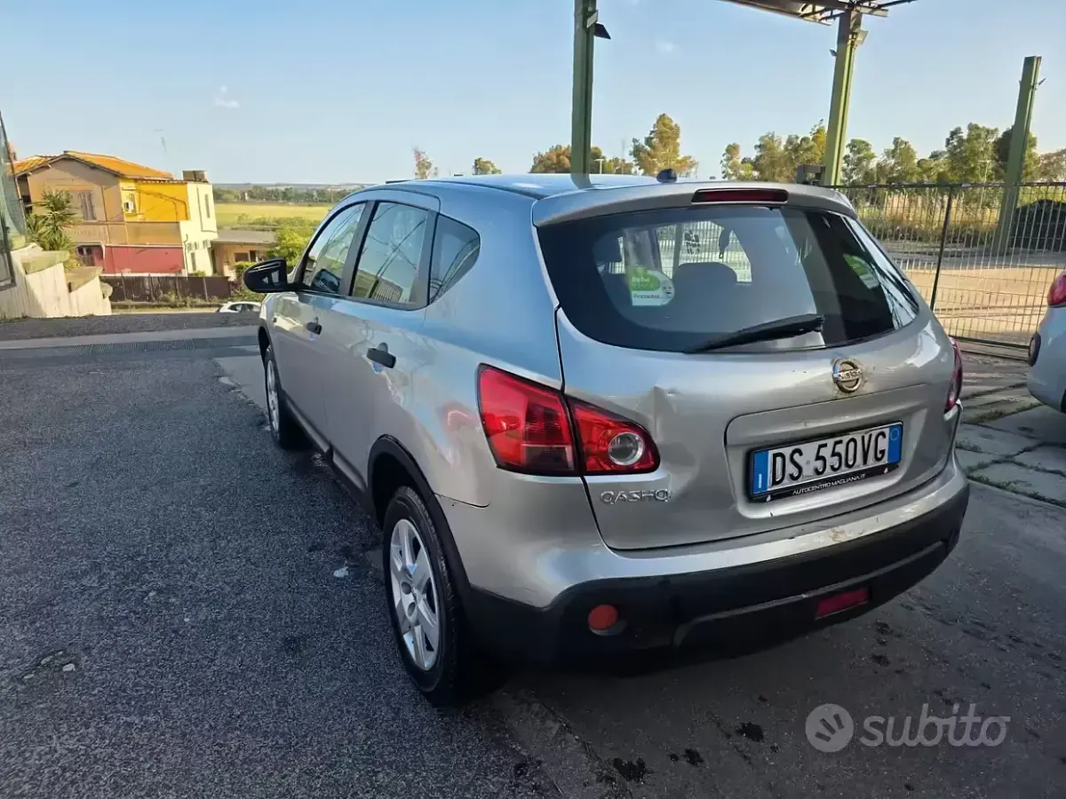 Usata Nissan Qashqai 115 CV (84 kW) 2009 Grigio SUV