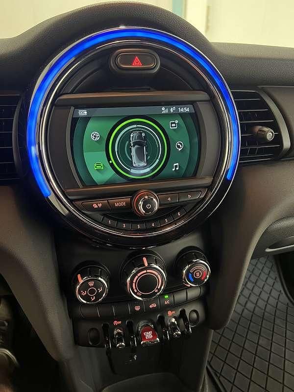 Occasion Mini ONE Essential 75 ch (55 kW) 2021 Citadine