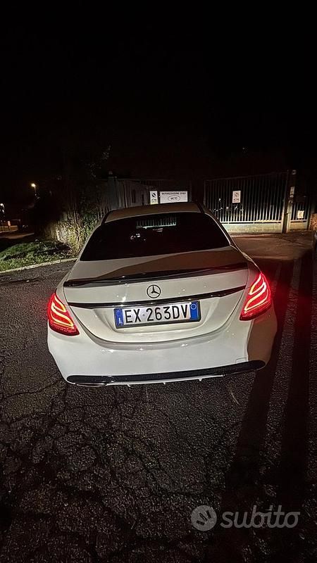 Usata Mercedes 180 2015 Bianco Berlina