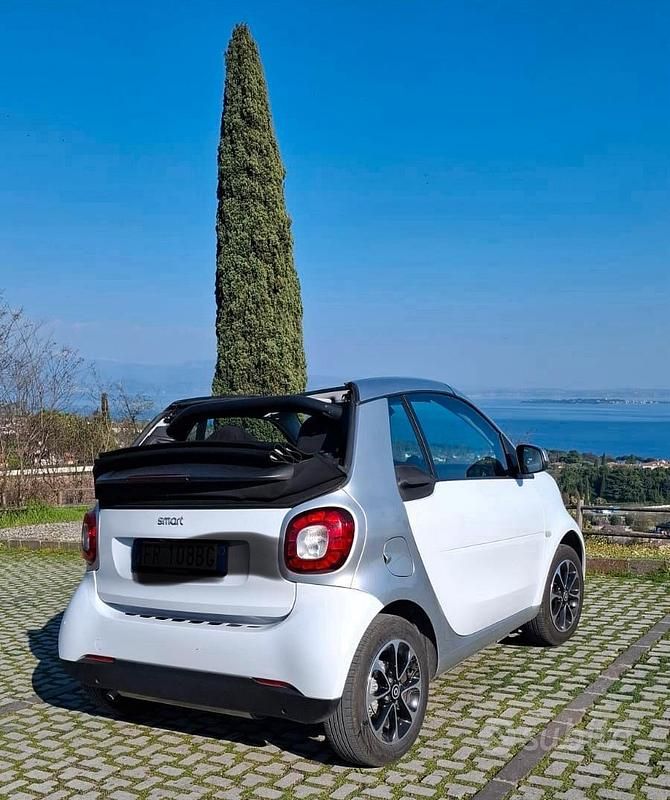 Usata Smart ForFour 2018 Bianco Utilitaria
