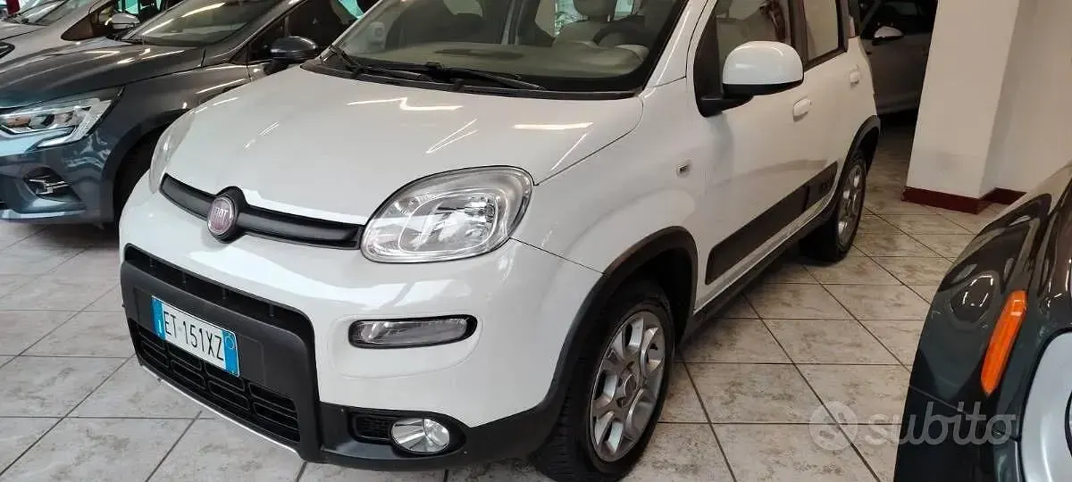 Usata Fiat Panda 4x4 75 CV (55 kW) 2014 Bianco Utilitaria