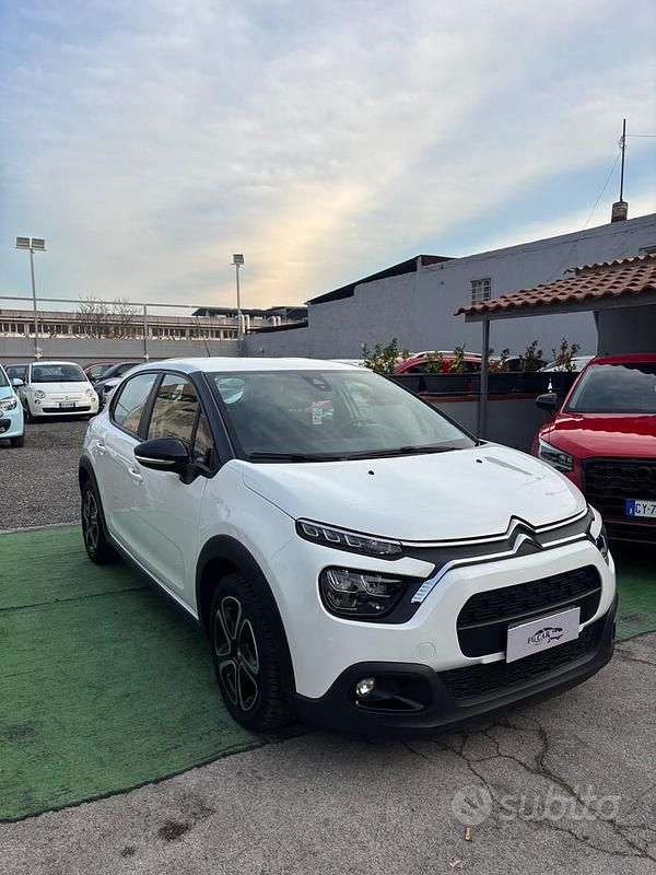 Usata Citroën C3 Shine 101 CV (74 kW) 2022 Bianco Berlina