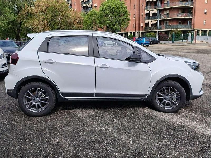 Usata EMC Wave 2 103 CV (75 kW) 2025 Bianco SUV