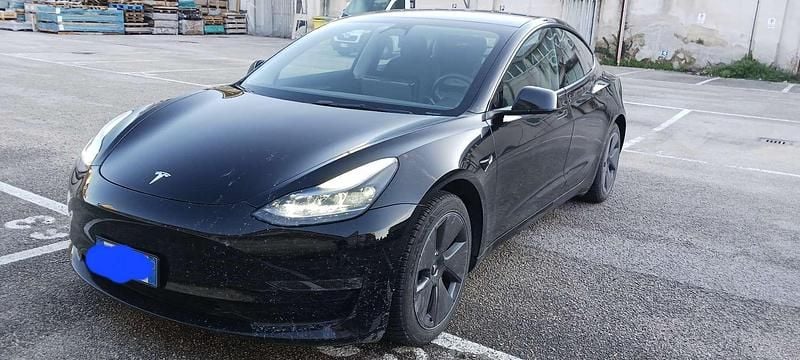 Usata Tesla Model 3 152 kW (208 CV) 2023 Berlina