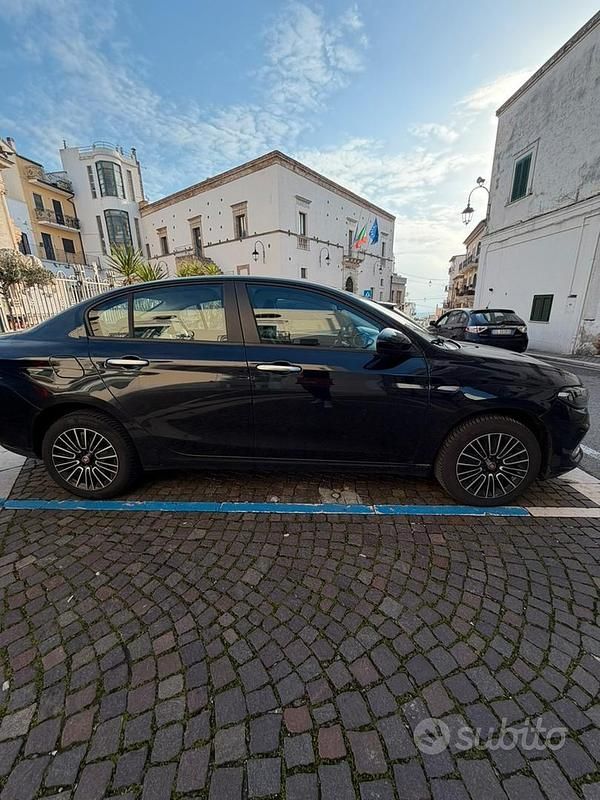 Usata Fiat Tipo Style 131 CV (96 kW) 2024 Blu Berlina