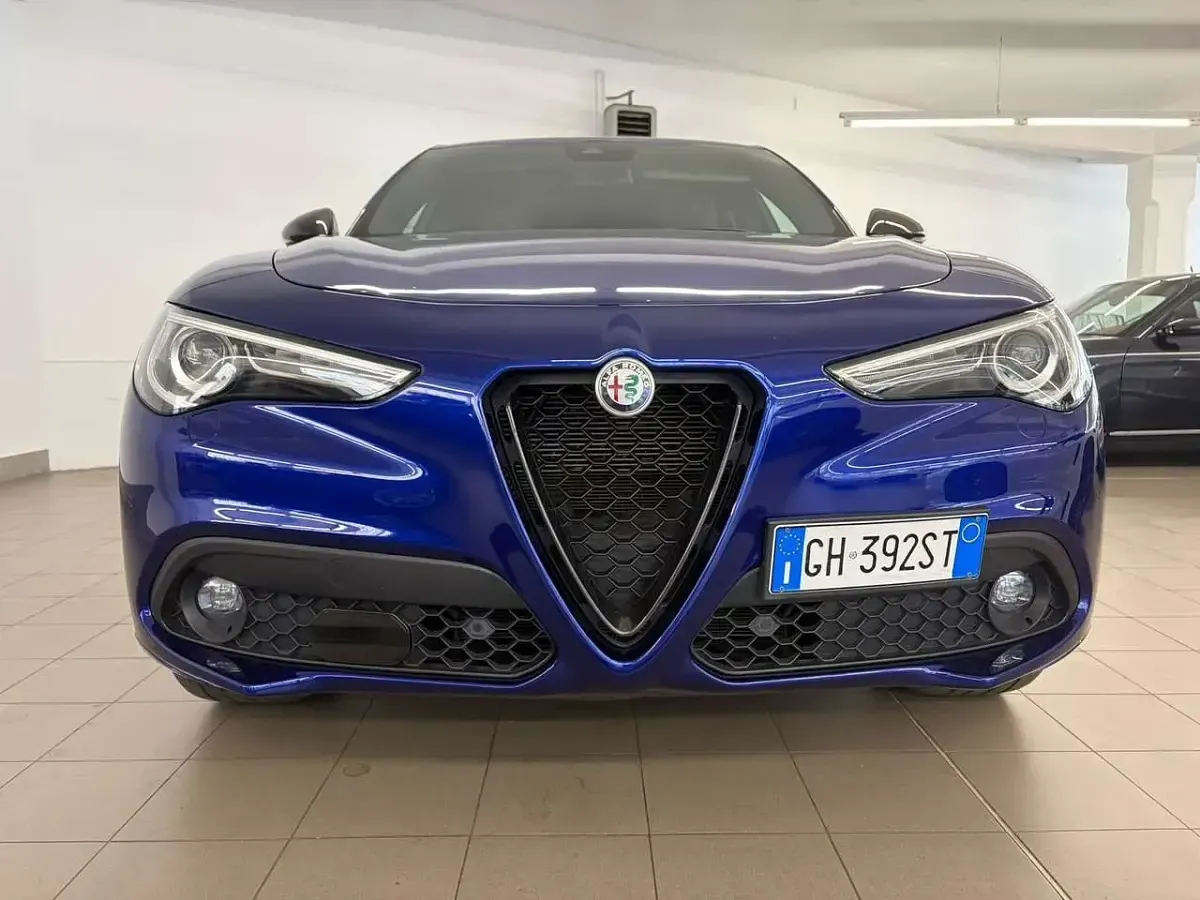 Usata Alfa Romeo Stelvio Ti 210 CV (154 kW) 2021 Bluazzurro SUV