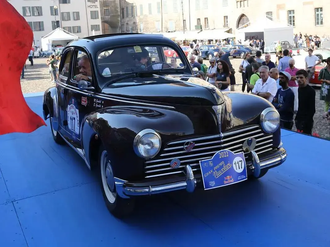 Gebraucht Peugeot 203 45 PS (33 kW) 1950 Schwarz Limousine