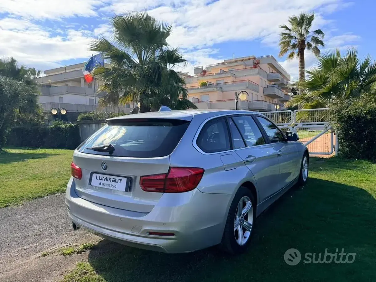 Usata BMW 318 Sport Line 150 CV (110 kW) 2016 Grigio Station wagon