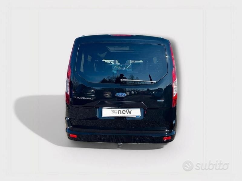 Usata Ford Tourneo Connect Titanium 120 CV (88 kW) 2020 Nero Monovolume