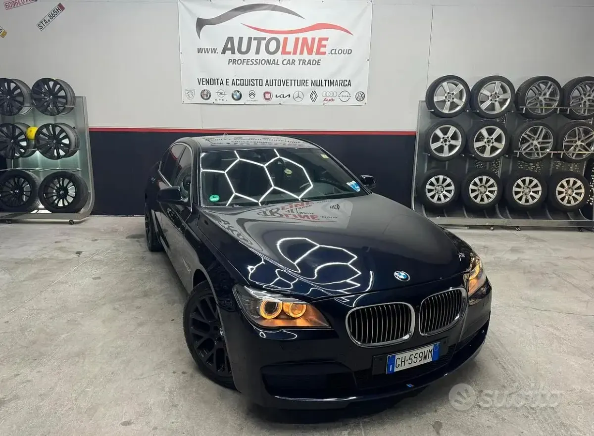 Usata BMW 730 Comfort Edition 245 CV (180 kW) 2012 Nero Berlina
