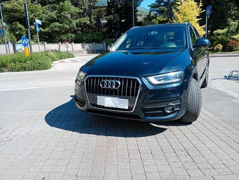 Usata Audi Q3 140 CV (102 kW) 2014 Blu SUV