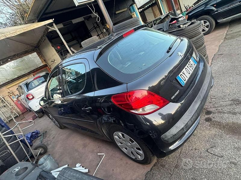 Usata Peugeot 207 2009 Nero Berlina