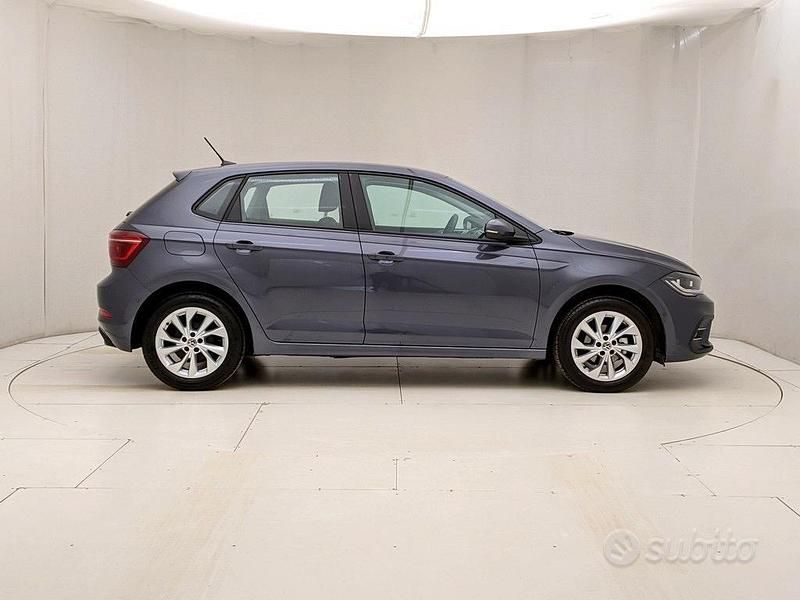 Usata VW Polo Style 95 CV (69 kW) 2025 Grigio Utilitaria