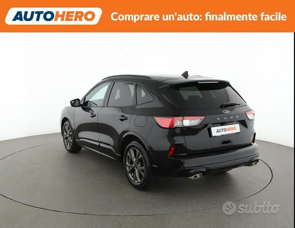 Usata Ford Kuga 150 CV (110 kW) 2023 Nero SUV