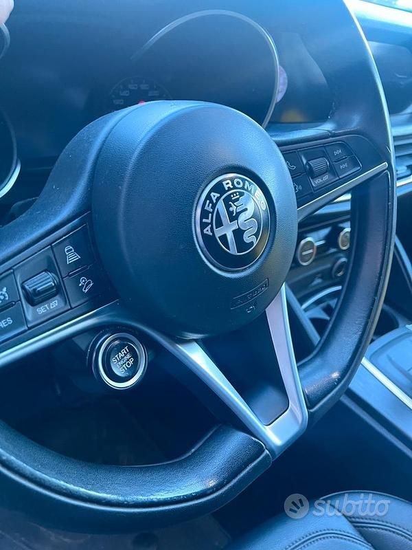 Usata Alfa Romeo Stelvio 210 CV (154 kW) 2019 Nero SUV