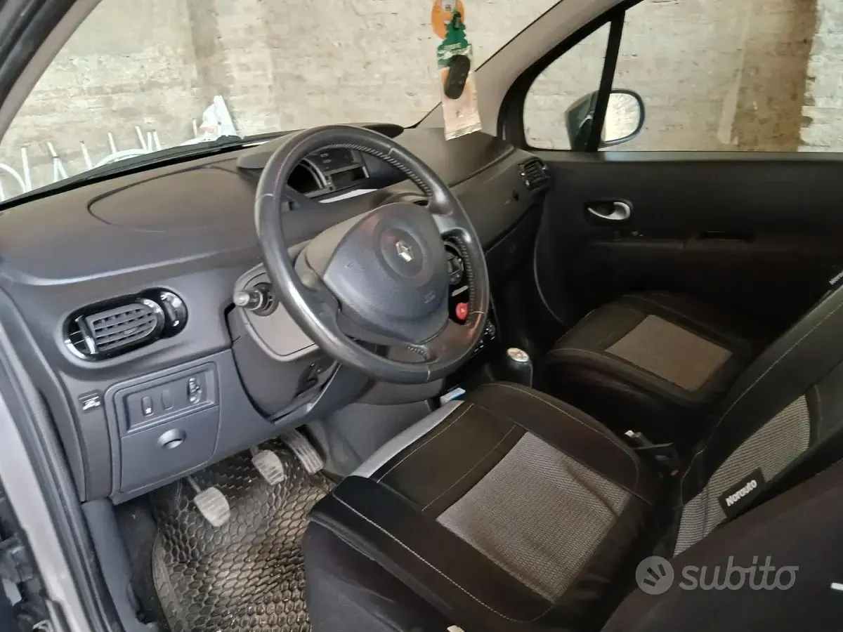 Usata Renault Modus 75 CV (55 kW) 2012 Monovolume