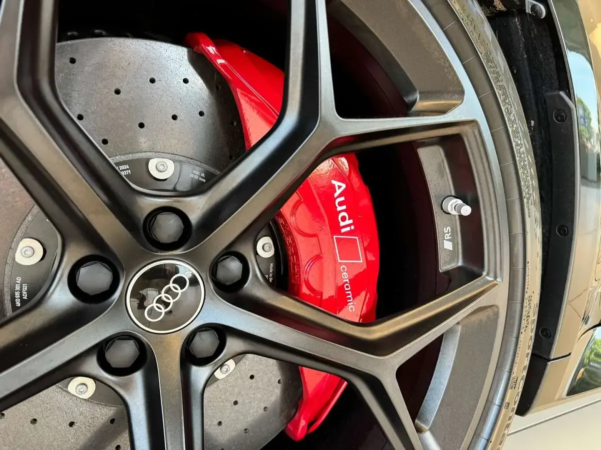 Nuova Audi RS6 Performance 630 CV (463 kW) 2026 Nero mythos Station wagon