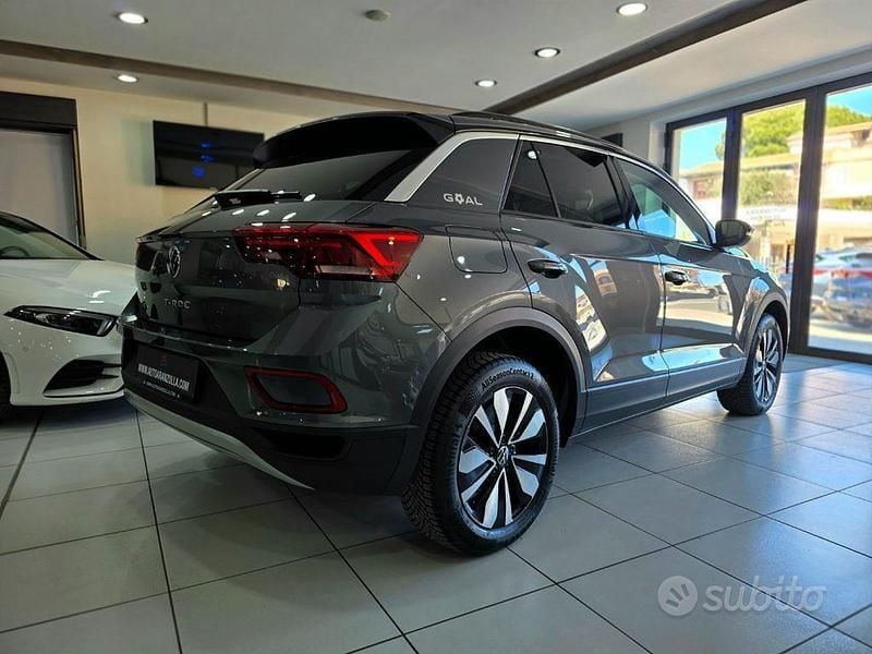 Usata VW T-Roc Style 150 CV (110 kW) 2025 Grigio SUV