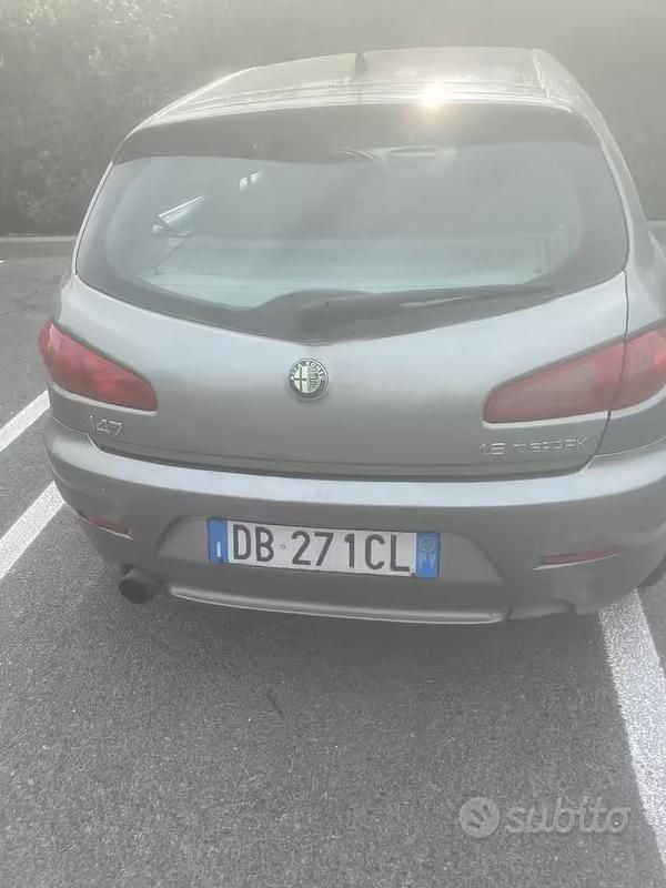 Usata Alfa Romeo 147 2006 Grigio Utilitaria