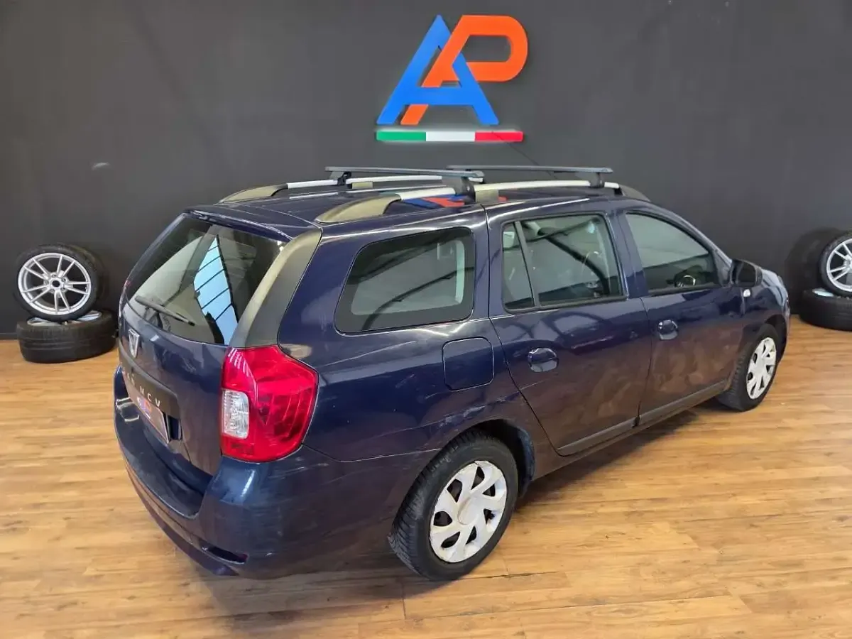 Usata Dacia Logan Lauréate 75 CV (55 kW) 2014 Blu/azzurro Station wagon
