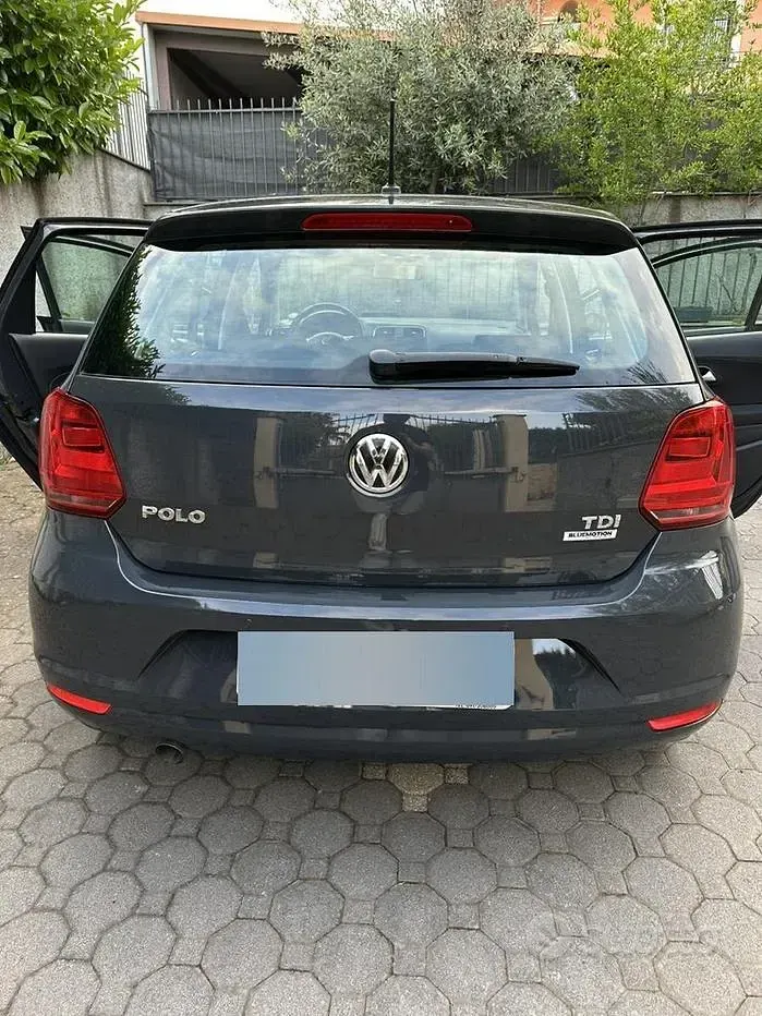 Usata VW Polo 90 CV (66 kW) 2016 Grigio Berlina