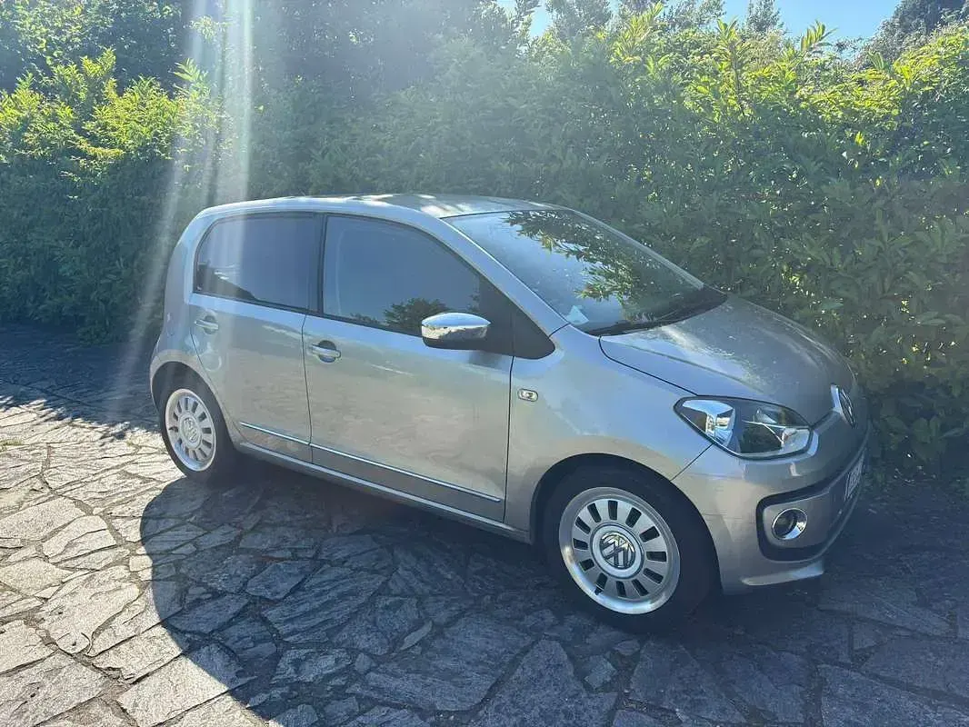Usata VW up! Move 75 CV (55 kW) 2013 Argento Utilitaria