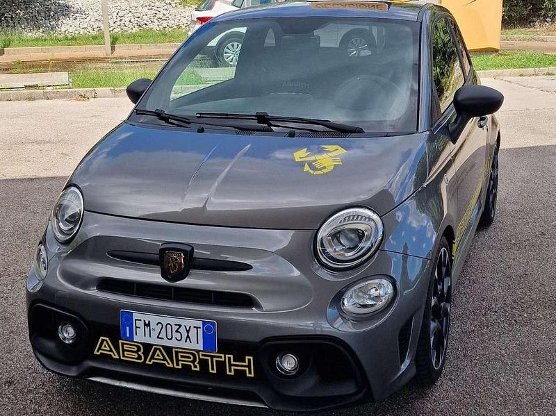 Usata Abarth 595 Competizione 179 CV (131 kW) 2017 Grigio Utilitaria