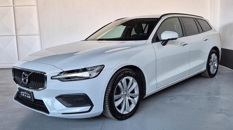 Usata Volvo V60 Business Edition 197 CV (144 kW) 2021 Bianco Station wagon
