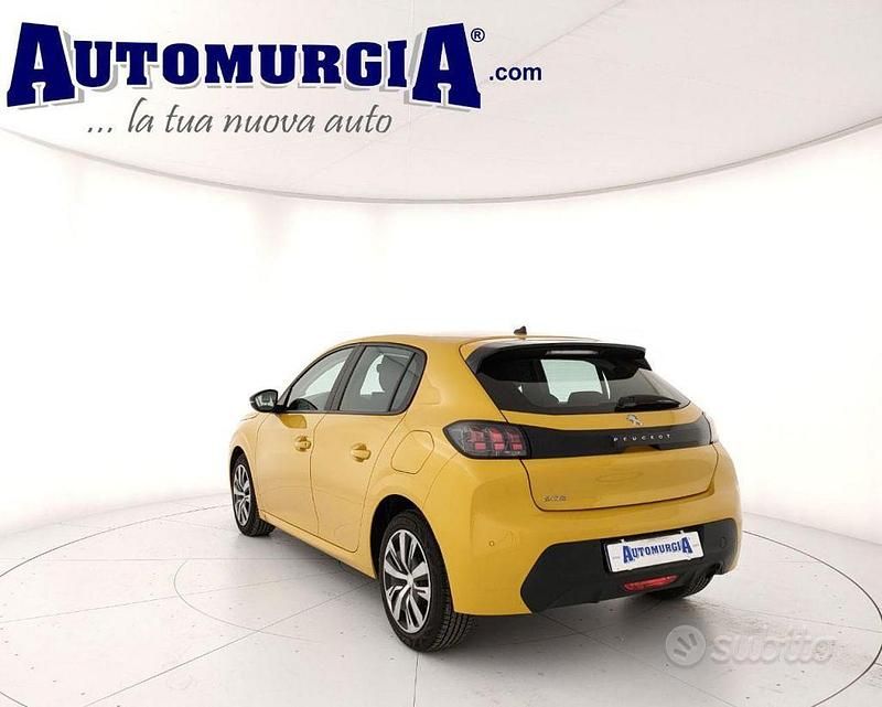 Usata Peugeot 208 Active 75 CV (55 kW) 2023 Giallo Utilitaria